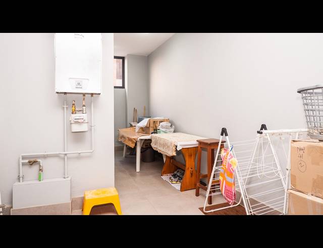 2 BEDROOM APARTMENT FOR SALE IN UMHLANGA RIDGE